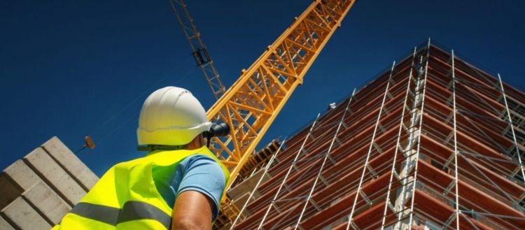 Como Elevar o Padrão Construtivo em Habitações Populares Sem Inflacionar Custos: Uma Análise Técnica